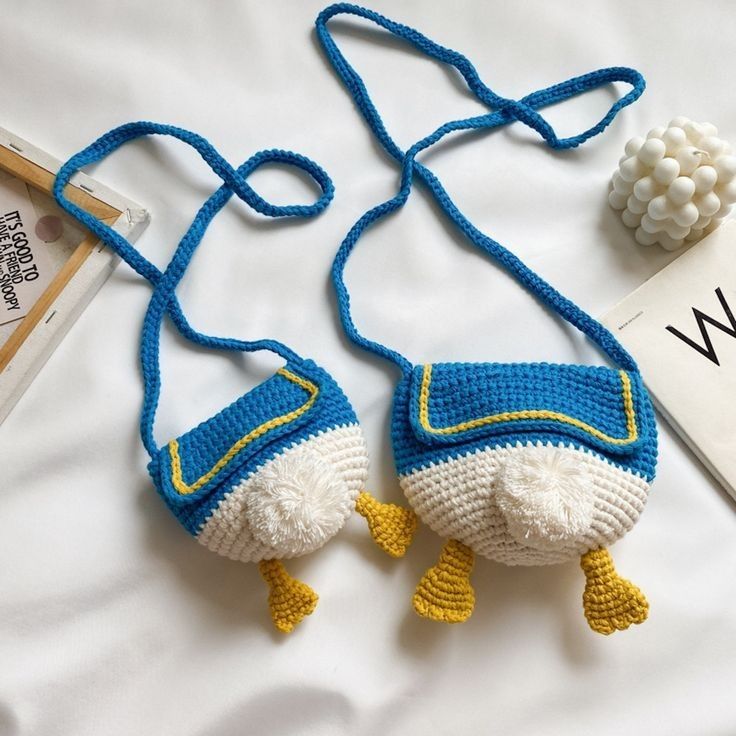 Cute Donald Duck Bag Crochet Kit